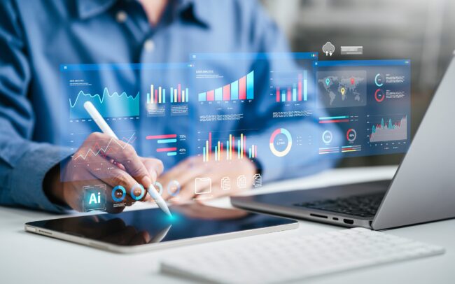 An analyst uses Data analytics automated with AI technology. Das
